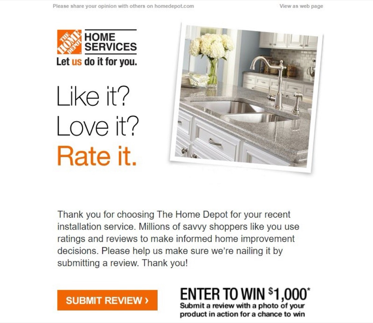 Customer ratings and reviews section in eCommerce design